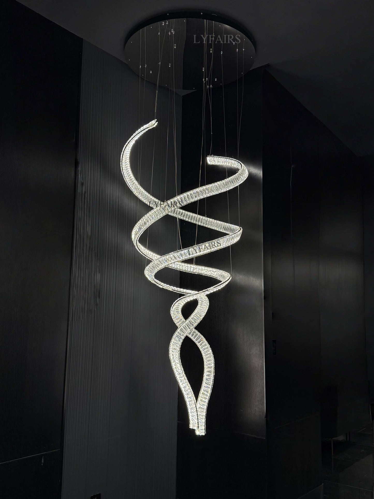 Plafonnier design pour salon, hall d'entrée, lustre élégant en cristal en spirale pour plafond haut