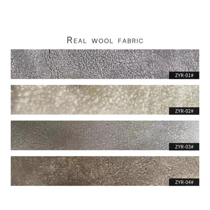 Sedia imbottita in stile antico francese di medie dimensioni color crema