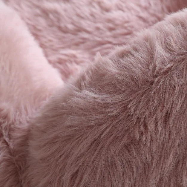 Poltrona moderna in peluche rosa