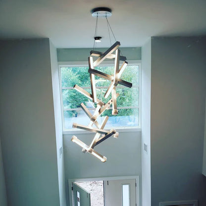 Lampadario geometrico verticale moderno per scale/ingresso/soffitti alti 