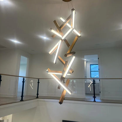 Lampadario geometrico verticale moderno per scale/ingresso/soffitti alti 