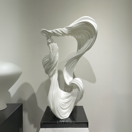 Art Design White Spray Sculpture