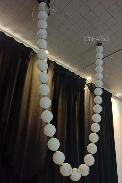 Lampadario moderno e creativo con collana di perle acriliche