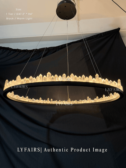 Lampadario in stile moderno con anelli in ottone e cristallo di quarzo naturale, finitura ottone/nero