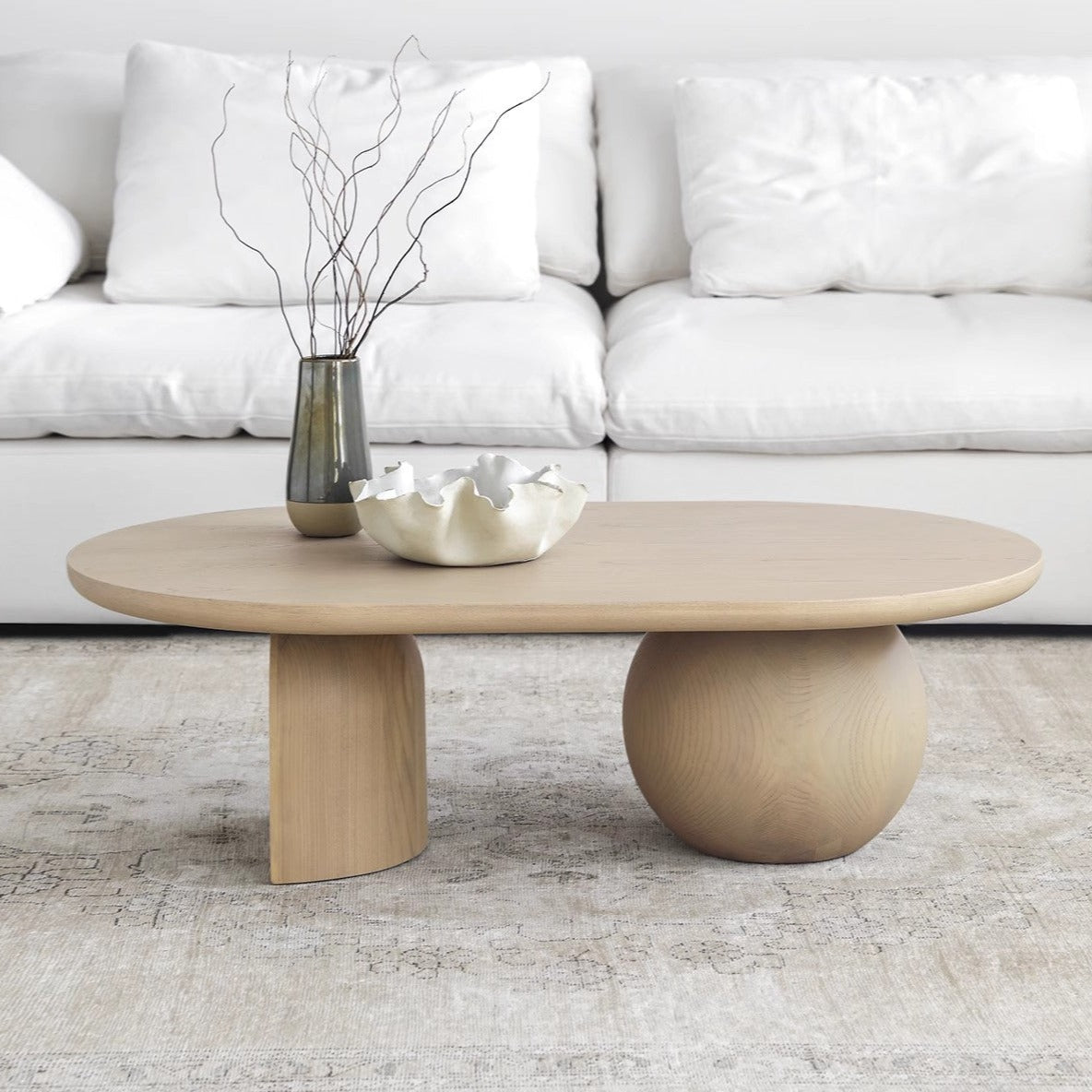 Table basse de style crème nordique