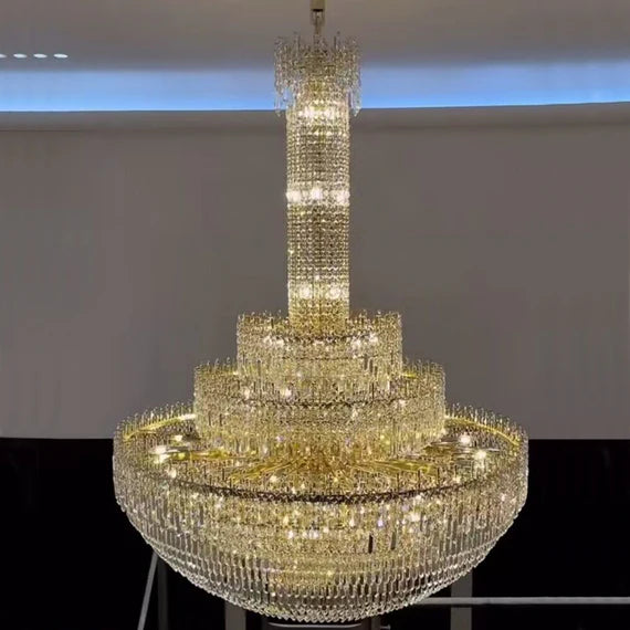Lampadario di cristallo europeo di lusso in oro di grandi dimensioni a 3 livelli, di media lunghezza, per ingresso/scala/corridoio/ingresso.