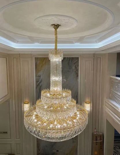 Lampadario di cristallo europeo di lusso in oro di grandi dimensioni a 3 livelli, di media lunghezza, per ingresso/scala/corridoio/ingresso.