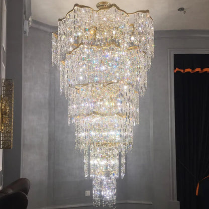 Lampadario di cristallo dorato di lusso europeo di grandi dimensioni a più strati per villa/soffitto alto/ingresso