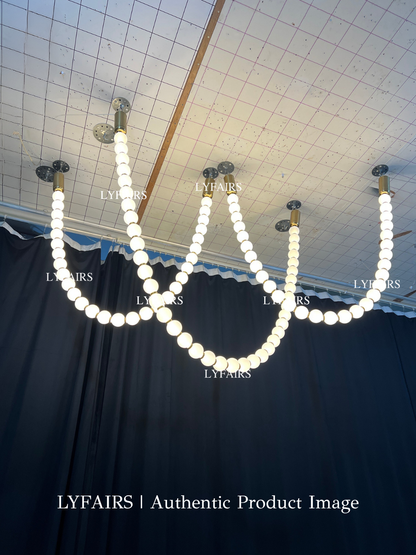 Lampadario moderno e creativo con collana di perle acriliche