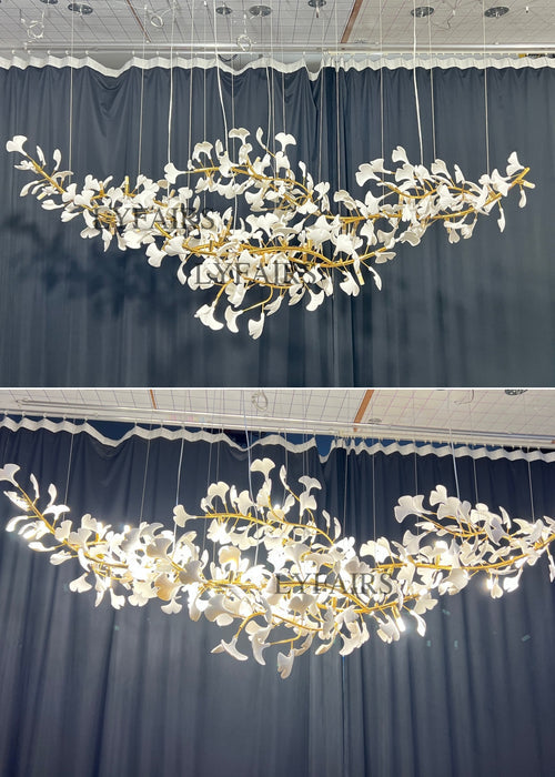 Lampadario in ceramica extra large con fiori bianchi, a forma di ramo d'albero in ferro, per ampio soggiorno/sala da pranzo.