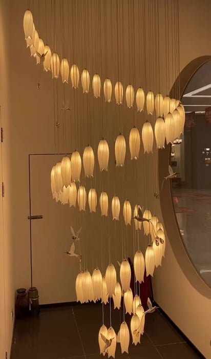 Lustre élégant en forme de tulipe blanche pour hall d'entrée ou escalier, nouveauté 2023