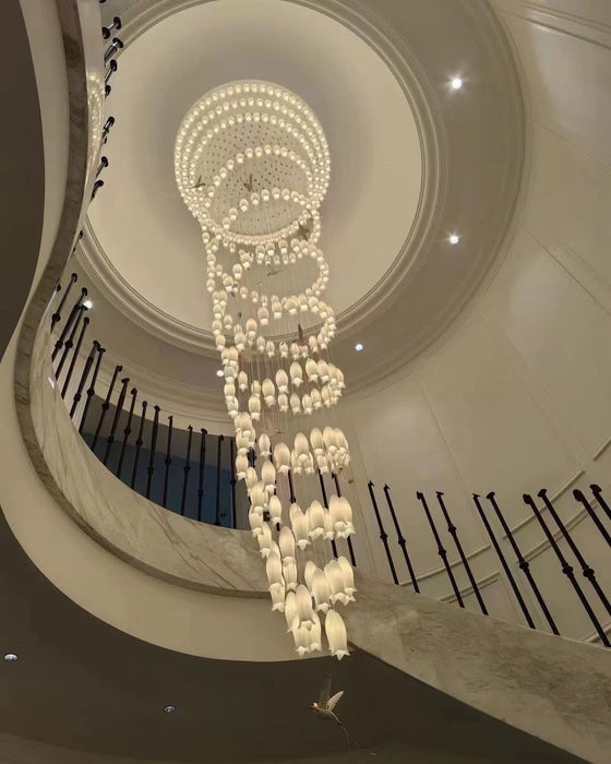 Lustre élégant en forme de tulipe blanche pour hall d'entrée ou escalier, nouveauté 2023