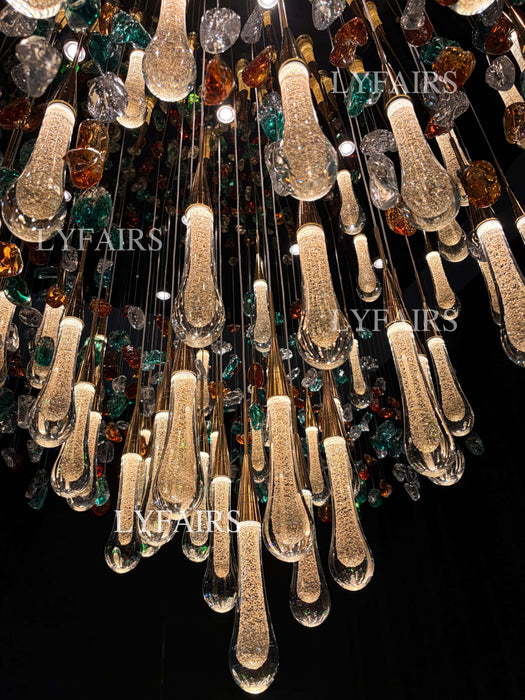 Lustre en cristal flottant extra large en forme de goutte de pluie colorée pour hôtel/restaurant/villa