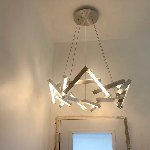 Lampadario moderno a LED in alluminio geometrico rotondo/lineare