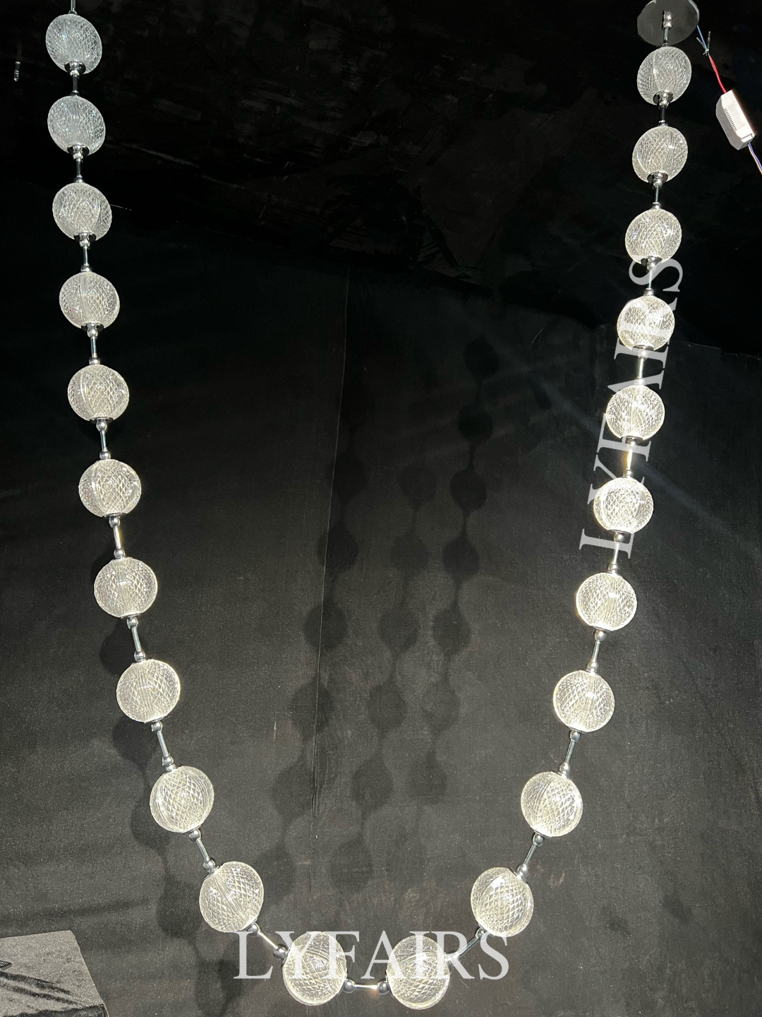 Lampadario moderno e creativo con collana di perle per soggiorno/scala/ingresso/ingresso
