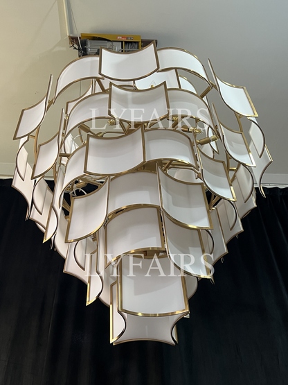 Lampadario moderno in piastrelle acriliche per soffitti alti