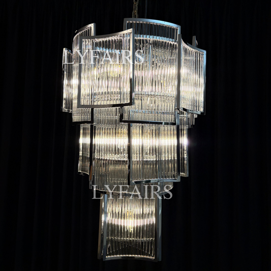 Lustre moderne à plusieurs niveaux avec tiges en cristal pour plafond haut