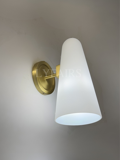 Lampada da parete a forma di cappello conico rotondo in stile moderno 