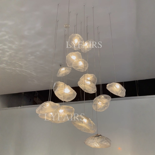 Lustre décoratif extra large en forme de nuage en verre minimaliste nordique pour escaliers, salon ou pièce à plafond élevé