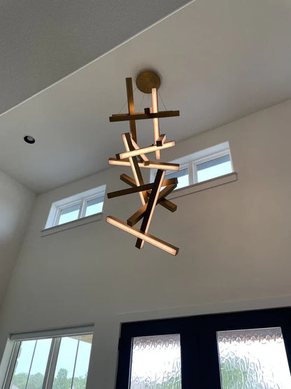 Lampadario geometrico verticale moderno per scale/ingresso/soffitti alti 