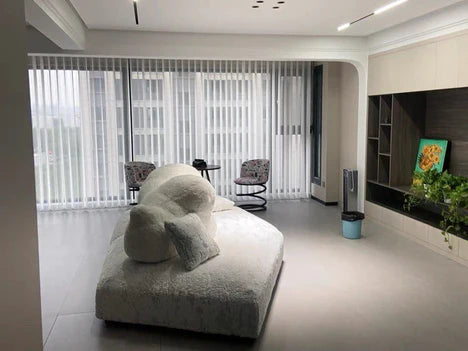 Divano moderno a forma di orso gigante