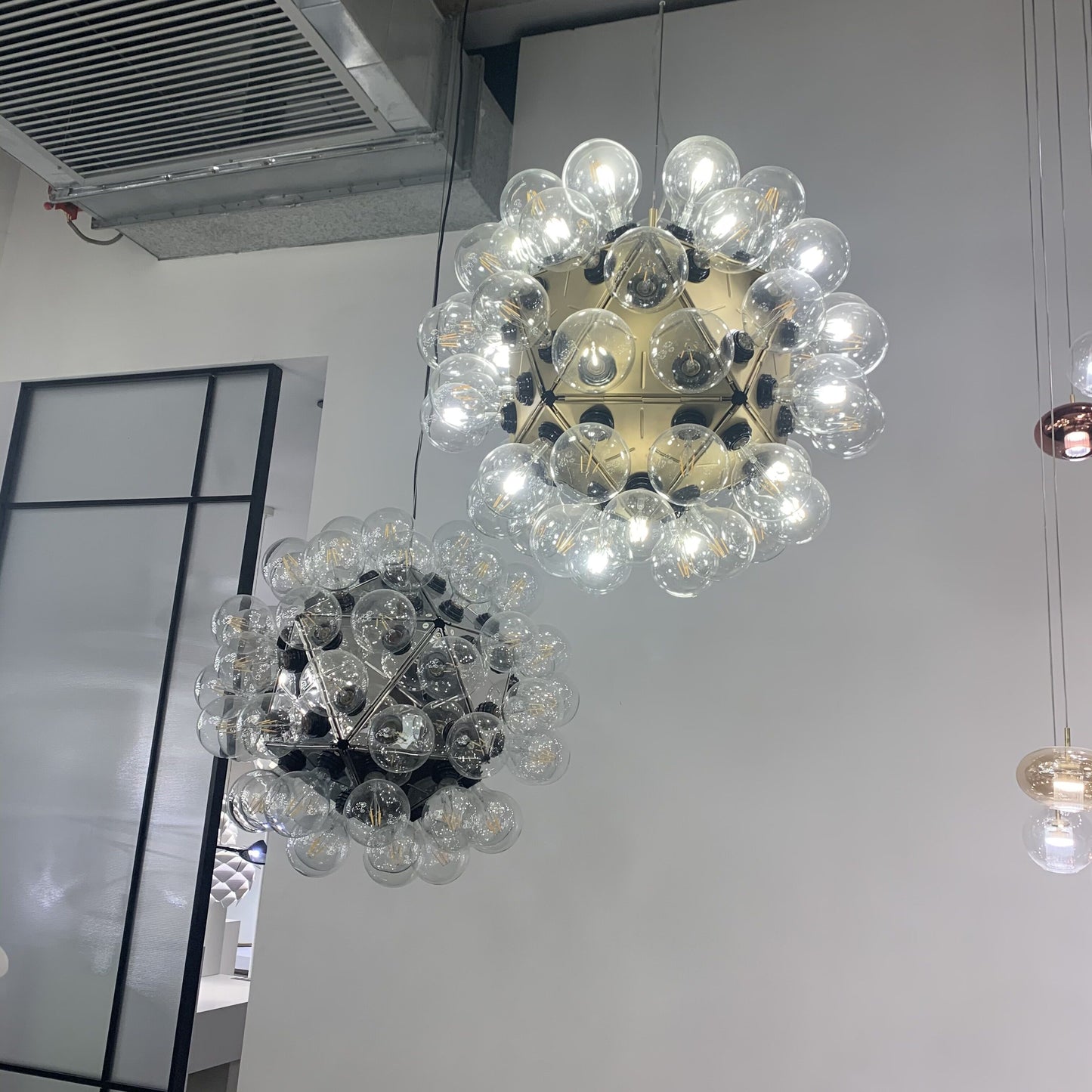 Scandinavian Dandelion Creative Glass Pendant Sphere Chandelier for Dining Room/Entrys/Hallway
